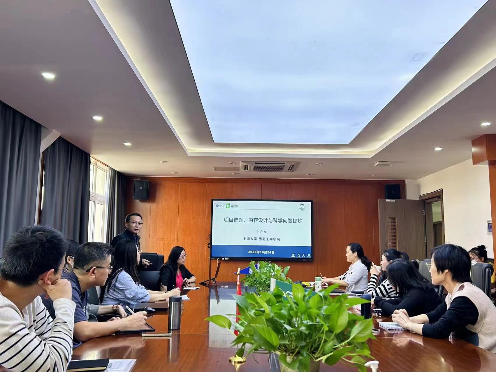 8a9801e52f8a8fe8e6b037021b4a005.jpg 8a9801e52f8a8fe8e6b037021b4a005.jpg