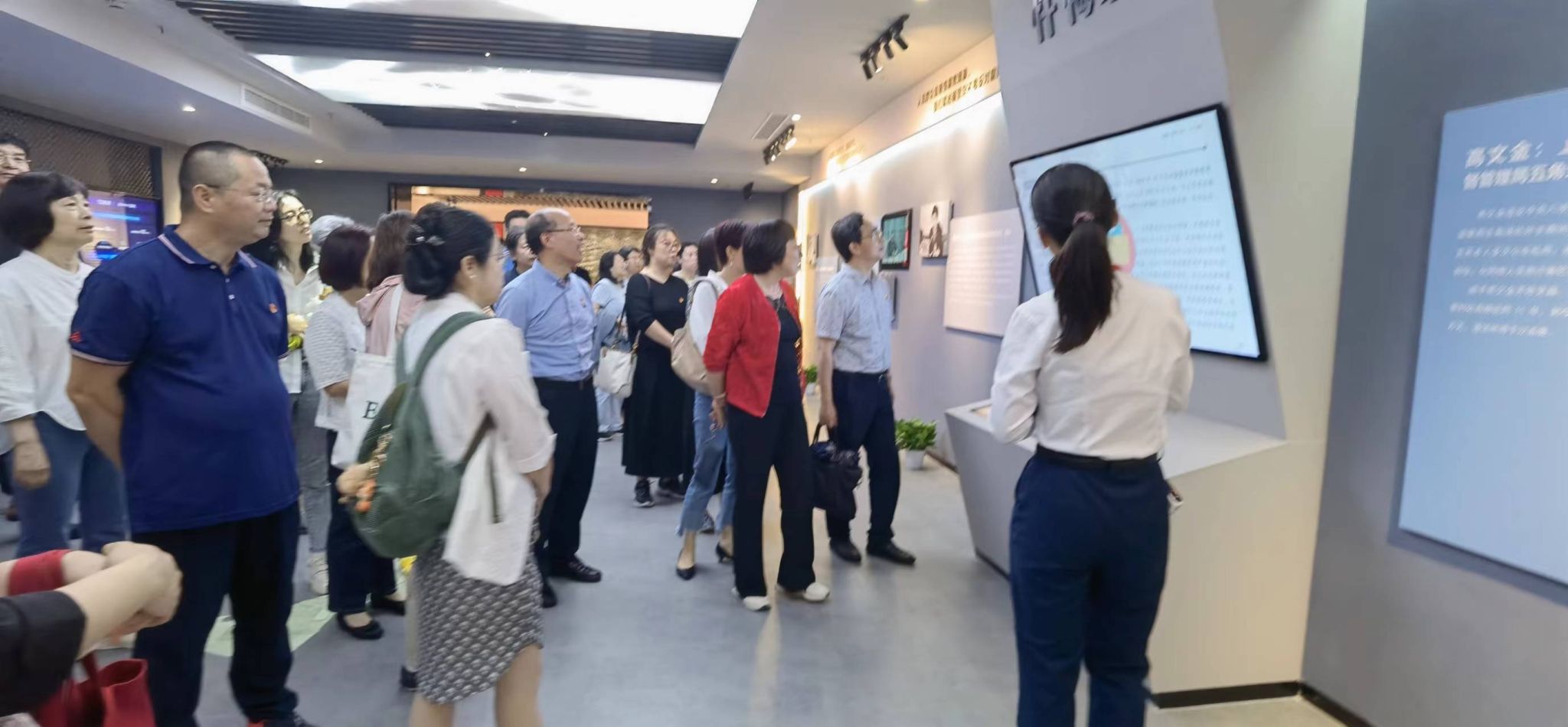 6月27日图片1.jpg 6月27日图片1.jpg