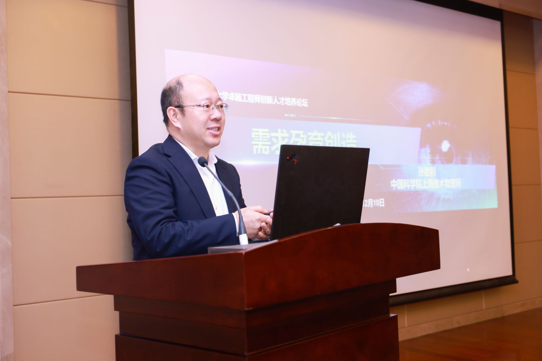 A83A5988.jpg A83A5988.jpg