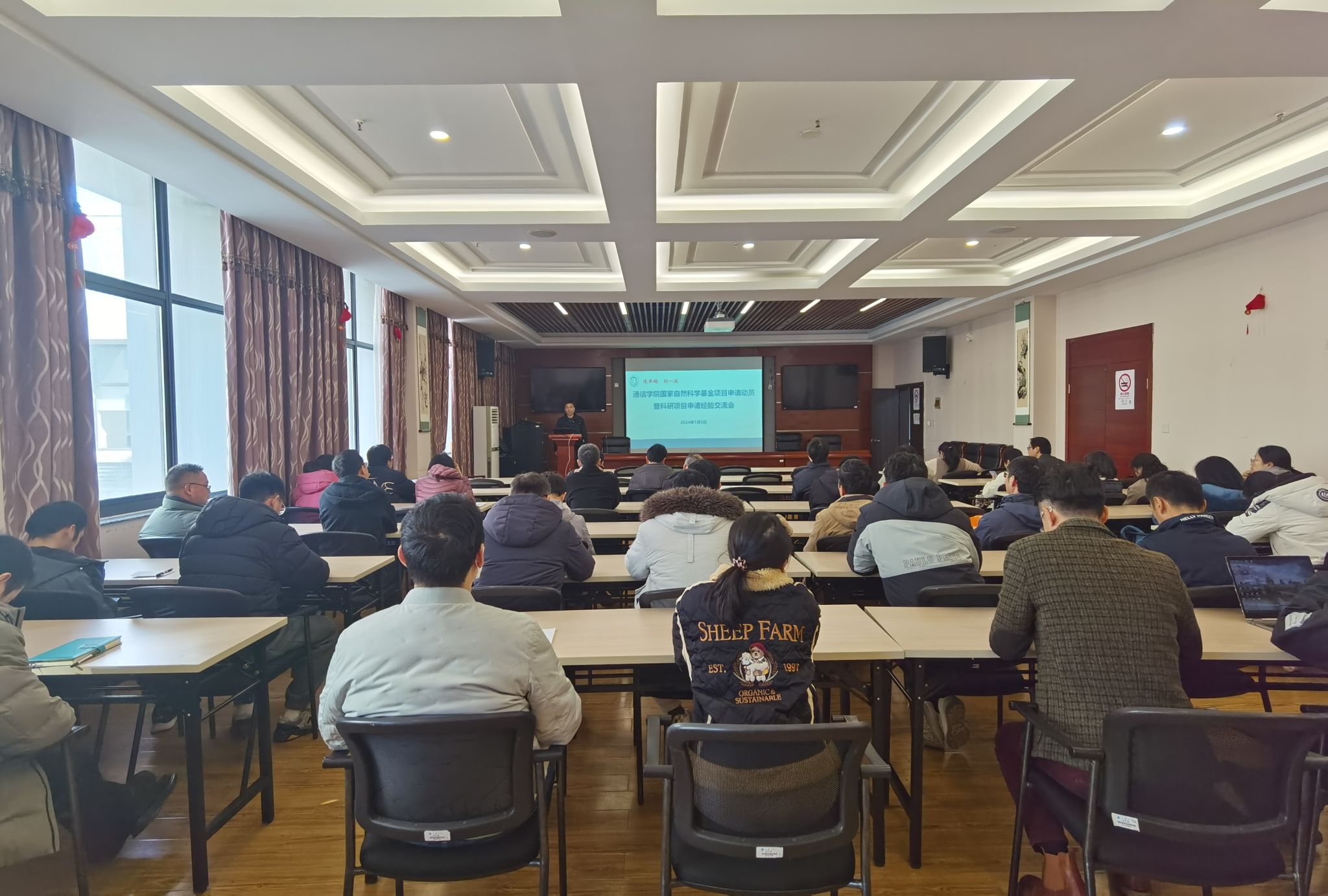 049284a0d16445b060a930600a16afe 049284a0d16445b060a930600a16afe.jpg